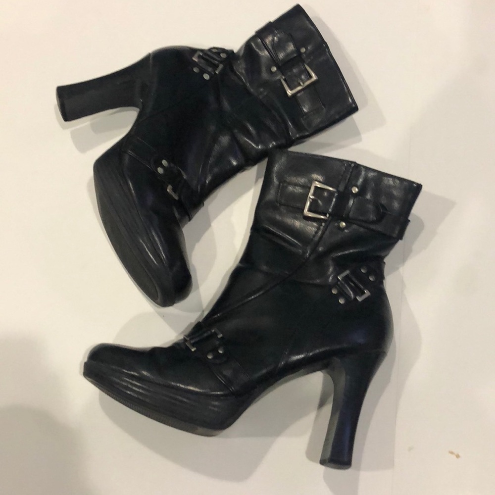 Black boots